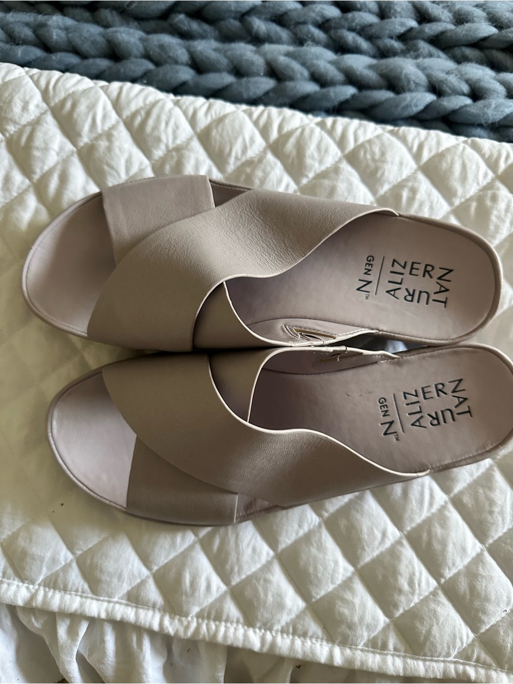 Naturalizer Taupe/lt purple  Crossover Slide Sandals